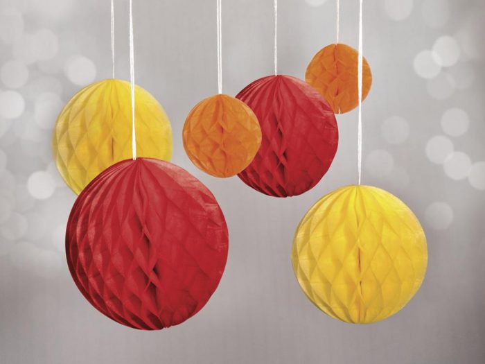Honeycomb balls to hang Rayher